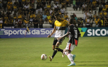 “Não nos acomodamos com os resultados”, diz Rodrigo sobre bom momento do Criciúma