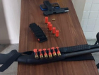 Homem com duas armas de fogo é preso em Içara