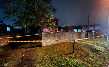 Criciúma: Raio atinge residência no bairro Monte Castelo