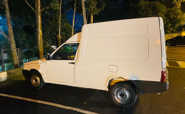 Criciúma: ladrão é preso tentando furtar Fiat Fiorino no bairro Pinheirinho