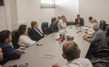 Grupo Ezos recebe autoridades para tratar do futuro da Cervejaria Santa Catarina