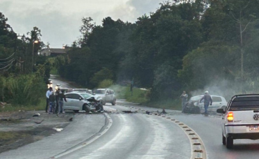 Criciúma: três pessoas ficam feridas após colisão no bairro São Simão (VÍDEO)