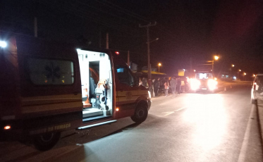 Colisão entre motocicletas deixa duas pessoas feridas em Jaguaruna