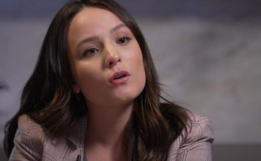 Caso Larissa Manoela também acontece com o cidadão comum, diz advogada