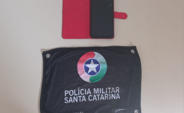 Homem furta celular de idosa na fila de espera de hospital em Criciúma