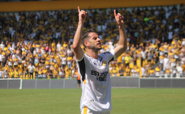 “Com um bom trabalho, o resultado vai vir naturalmente”, diz Fellipe Mateus sobre duelo diante do Ceará