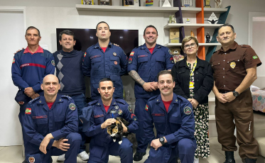Em forma de agradecimento, Bombeiros Militares são recebidos na Casa Guido após incêndio