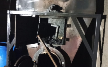 Incêndio atinge aviário com 300 aves em Turvo