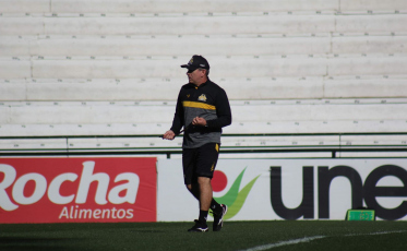 Elenco do Tigre treina parte tática para enfrentar o Mirassol no Majestoso