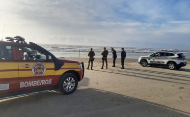 Corpo encontrado em praia de Passo de Torres é do jovem desaparecido