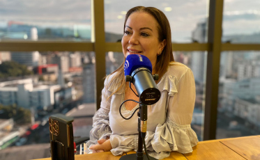 Dani Niero estreia o Compartilhando na Rádio Som Maior