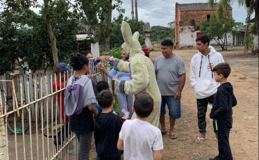 Missão de Páscoa arrecada doces para crianças em vulnerabilidade social; saiba como ajudar