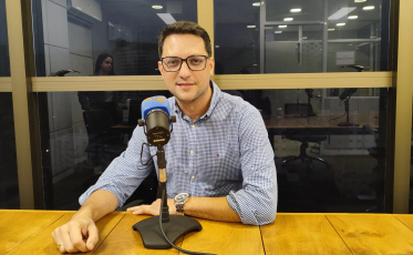 Você dorme bem? Dr. Fábio Souza, especialista em medicina do sono, aborda sobre o assunto (ÁUDIO)