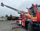 No Sul de SC, Corpo de Bombeiros recebe maior Auto Escada Mecânica da América Latina