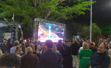 Pronta para receber famílias em Criciúma, Praça do Congresso é revitalizada