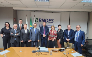 Jorginho Mello garante liberação de R$ 631 milhões para estradas de Santa Catarina