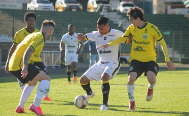 Criciúma perde a primeira na Série C