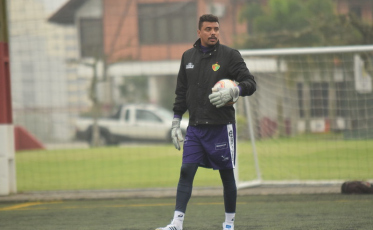 Covid-19: Goleiro Zé Carlos, ex-Tigre, tem complicações