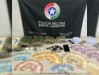 Casal é preso por tráfico de drogas e abandono de incapaz em Balneário Gaivota