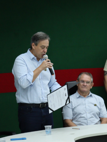 Obra histórica: Criciúma formaliza início de nova etapa de pavimentação no Porto Seco