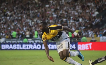 Agora na Chape: relembre os melhores momentos de Yannick Bolasie no Criciúma