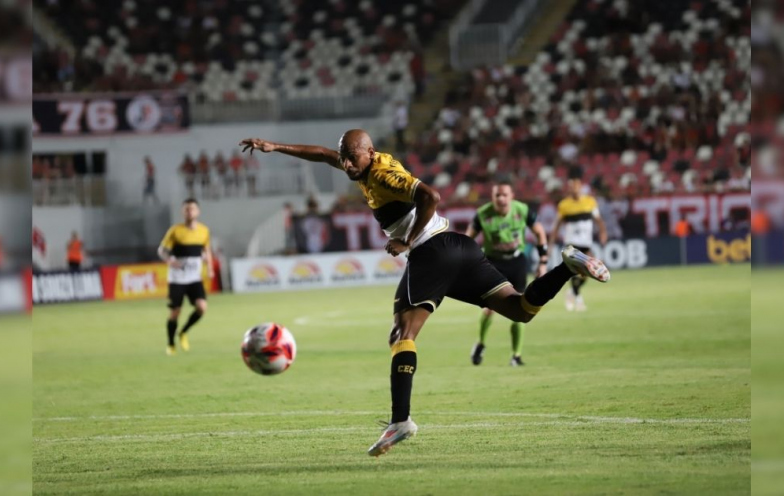 Criciúma cria, mas fica no 0 a 0 no clássico Norte-Sul