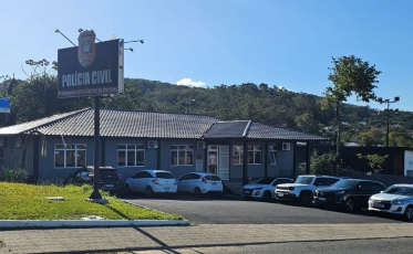 Funcionárias são suspeitas de desviar até R$ 100 mil de loja em shopping de Criciúma