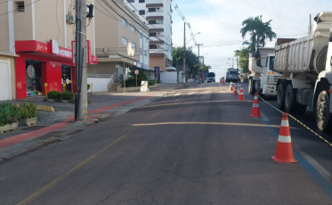 Atenção motoristas: interdição em meia pista no Centro de Criciúma