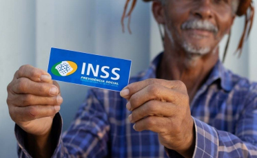INSS mantém 24 milhões de aposentados e movimenta R$ 47 bilhões na economia por mês