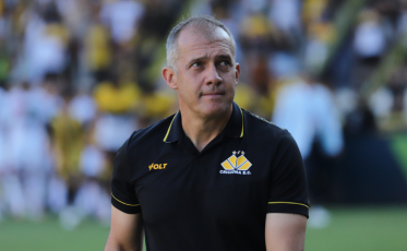 Após empate, técnico do Criciúma reconhece desgaste dos atletas e prevê melhorias na defesa