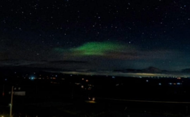 Fenômeno raro: aurora austral é registrada em SC