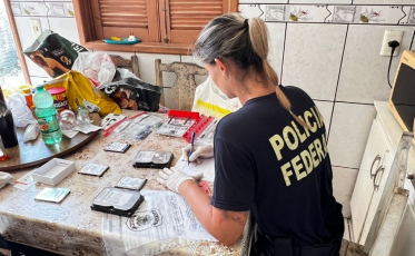 PF prende suspeito de compartilhar material de abuso infantil em Criciúma