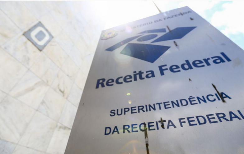 Liberou! Receita Federal paga R$ 403,65 milhões da malha fina de janeiro