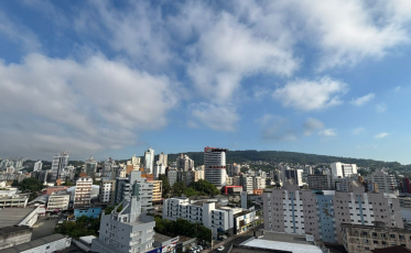 Máximas de até 35°C antecedem novos temporais em Criciúma
