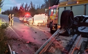 Tragédia em Laguna: colisão frontal termina em morte e suspeita de embriaguez