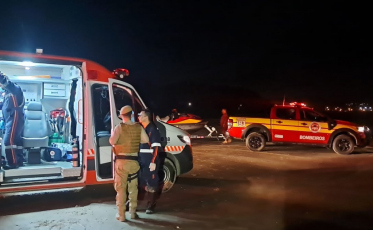 Mulher morre após afogamento no mar em Balneário Arroio do Silva