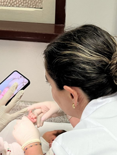 Documento já no nascimento: SC avança na emissão da Carteira de Identidade Nacional nas maternidades 