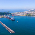 62 mil toneladas: Brasil faz exportação inédita para a China pelo Porto de Imbituba