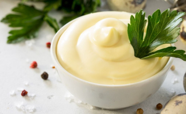 Maionese verde saudável vira febre entre internautas