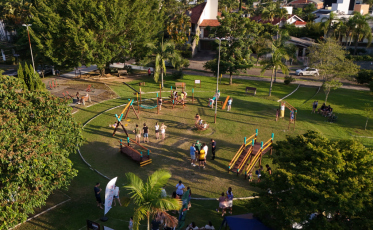 Praça Maria Assis Góes, no Pio Corrêa, reúne famílias e ganha nova vida