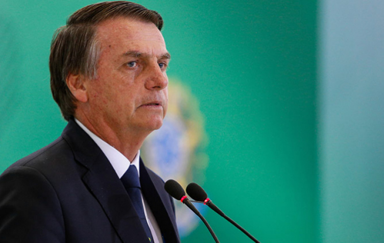Moraes concede prisão domiciliar a Bolsonaro após alta hospitalar