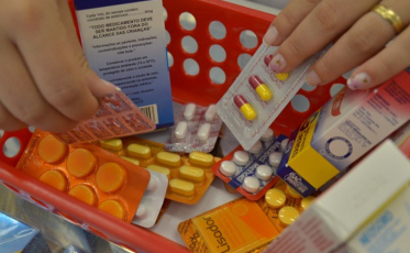 Reajuste de medicamentos pode chegar a 3,81% no Brasil