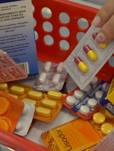 Reajuste de medicamentos pode chegar a 3,81% no Brasil