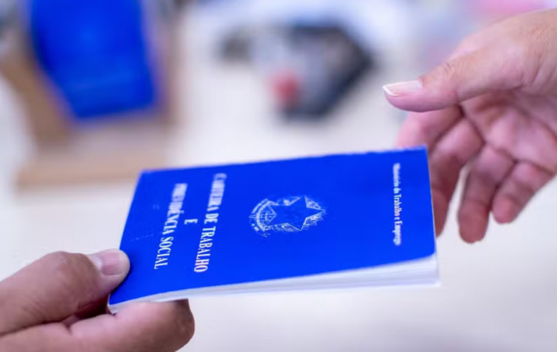 SC tem mais de 9,2 mil vagas abertas pelo Sine; veja distribuição por região