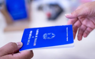 SC tem mais de 9,2 mil vagas abertas pelo Sine; veja distribuição por região