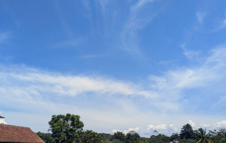 Sábado de sol e calor antecede virada no tempo em SC