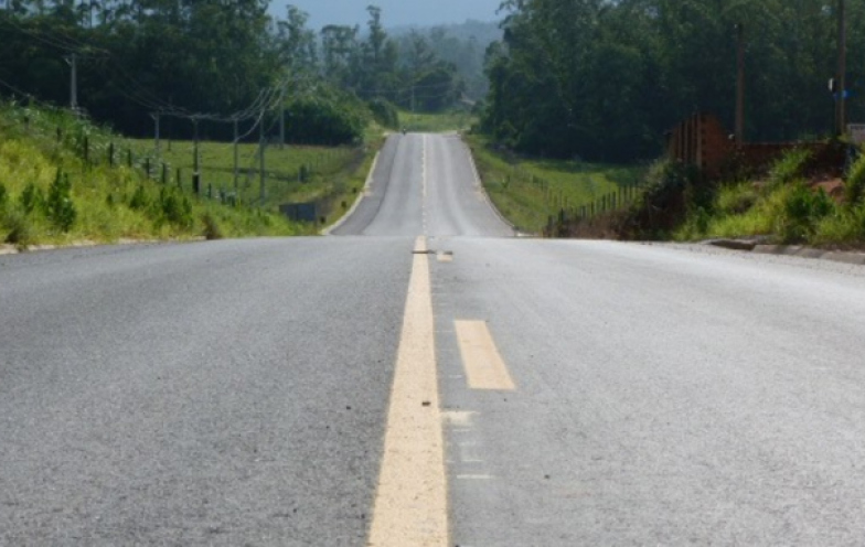 Ato oficial autoriza obras na SC-442 com aporte milionário