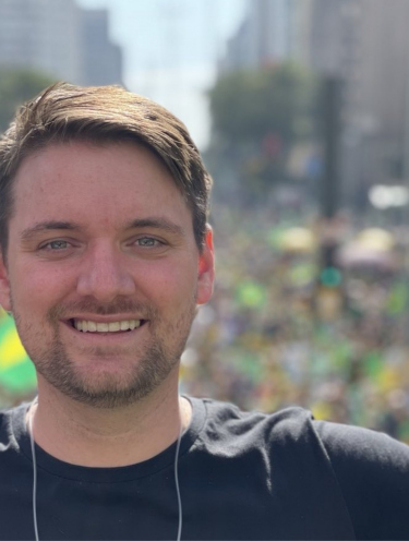 Influenciador com tornozeleira eletrônica é pré-candidato a deputado federal por SC