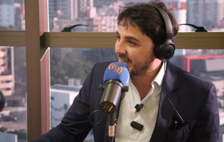 Presidenciável Renan Santos diz que Brasil pode virar potência e cita SC como modelo; assista