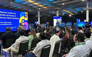 Mil representantes municipais participam do Conexão CNM em Criciúma